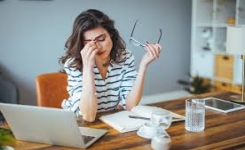 Cortisol élevé : 8 signes que votre corps vous envoie (et comment réagir)