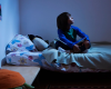À quel âge un enfant peut-il rester seul une nuit entière ?