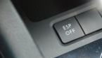 À quoi sert le bouton ESP dans une voiture ?