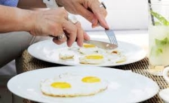 5 raisons pour lesquelles il est conseillé de manger des œufs au petit-déjeuner