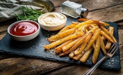 Le secret pour des frites maison ultra croustillantes