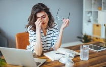 Cortisol élevé : 8 signes que votre corps vous envoie (et comment réagir)