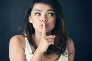  savoir se taire peut rendre plus heureux