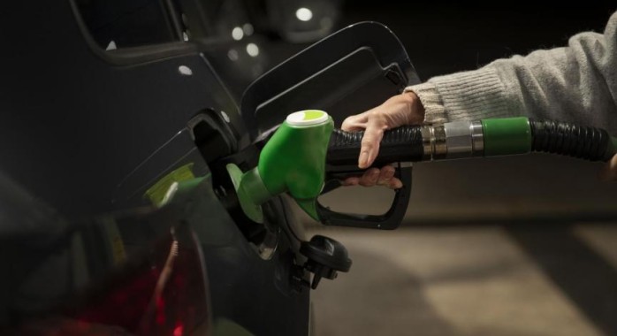 Pourquoi il vaut mieux faire le plein d’essence la nuit plutôt que le jour